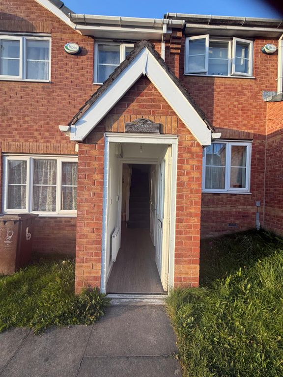 Property photo 2 of 16