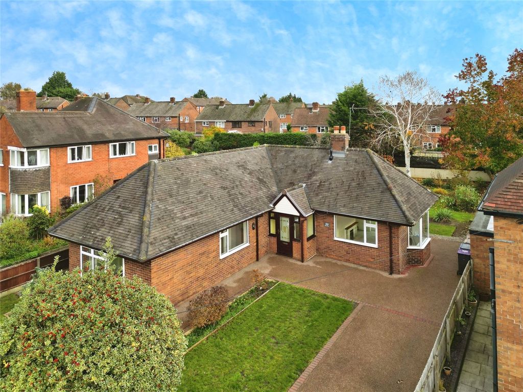 Property photo 1 of 15 Driveway