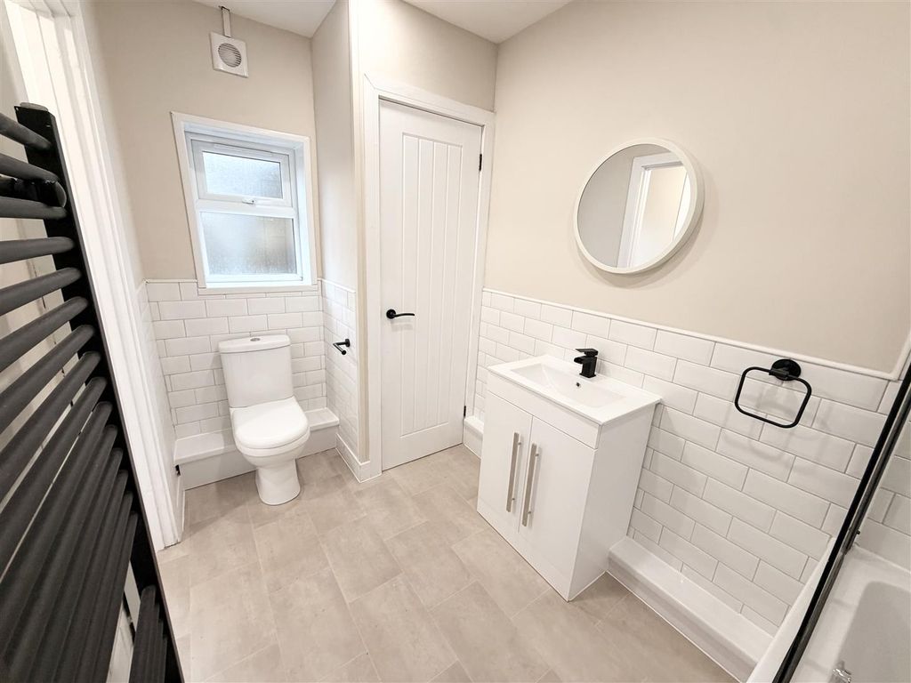 Property photo 3 of 21 Tempimagejm33Ns.Jpg