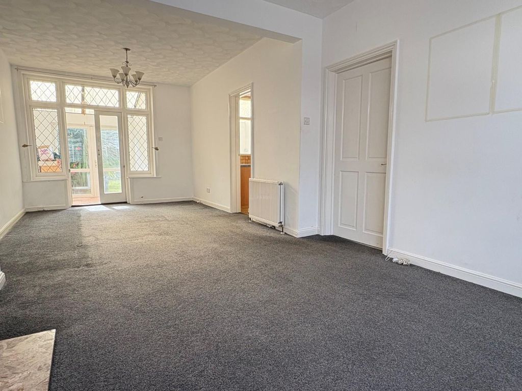 Property photo 2 of 14 13.Jpg