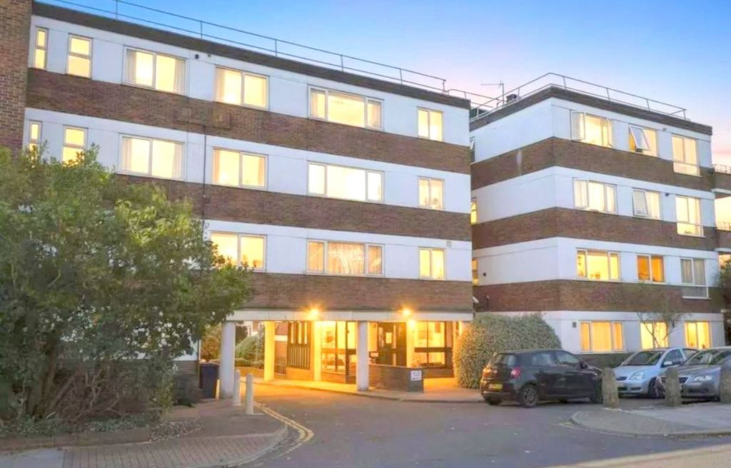 Property photo 2 of 7 Picture-No-08-102