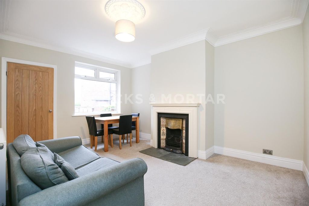 Property photo 1 of 15 L_Kyhew3uk6Wkv4Qa-_60W.Jpg