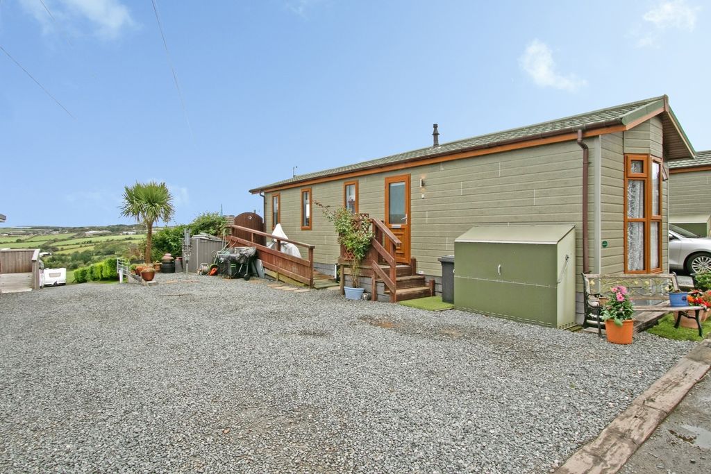 Property photo 1 of 15 Pbox-Img.Jpg