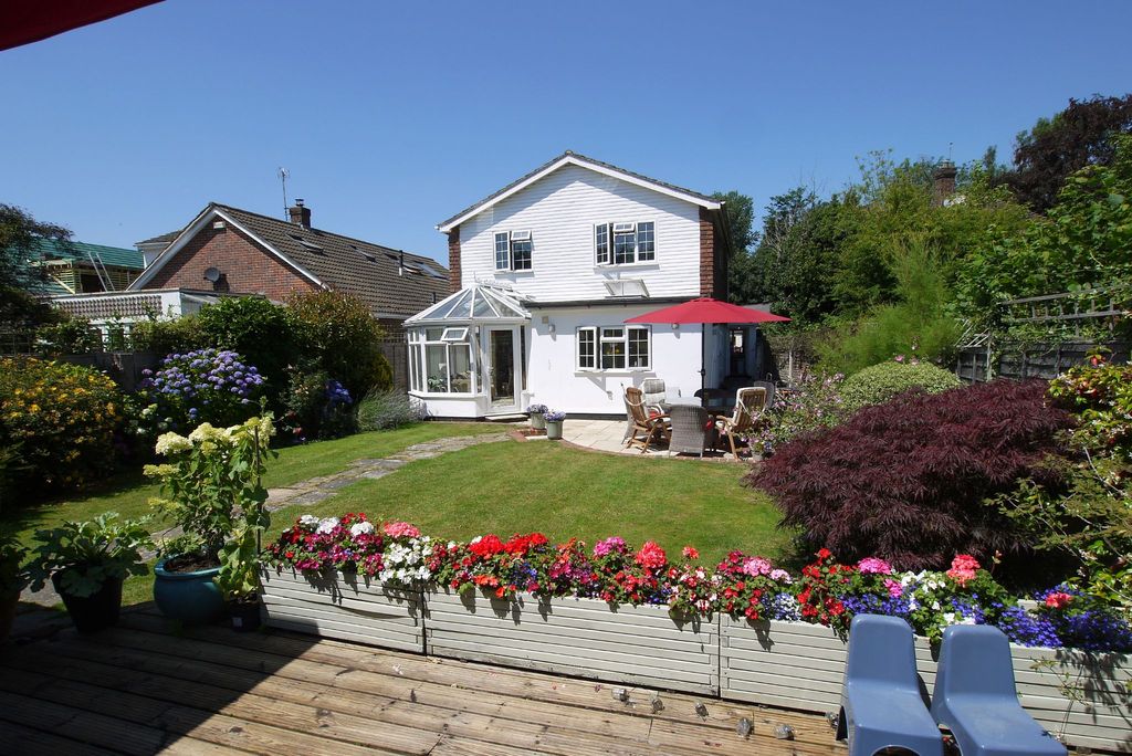 Property photo 1 of 17 Photograph 1
