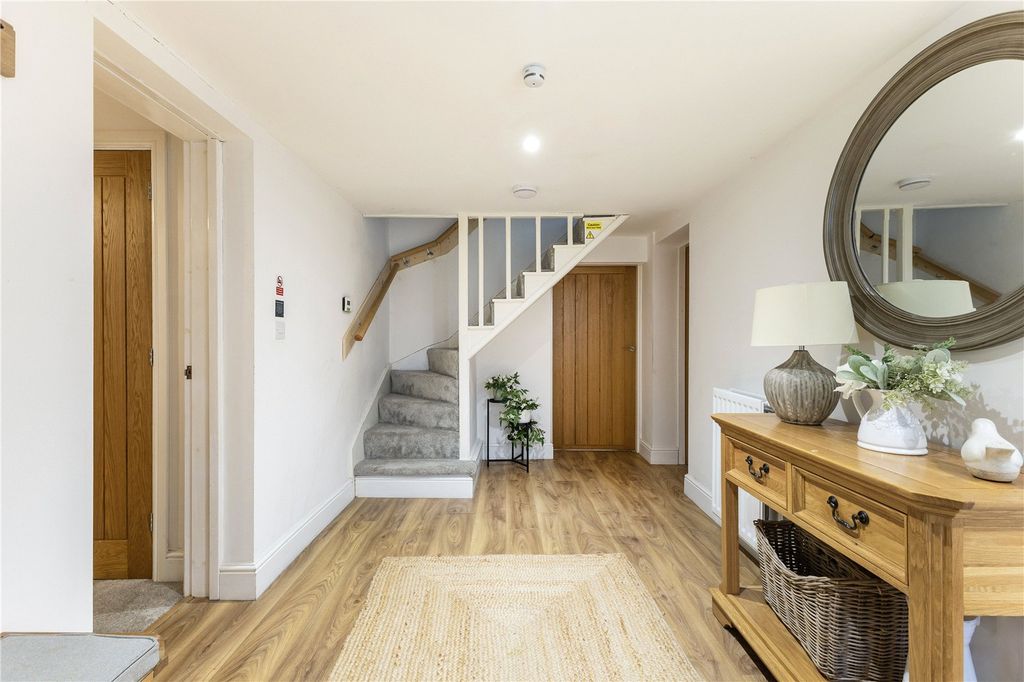 Property photo 3 of 16 Hallway