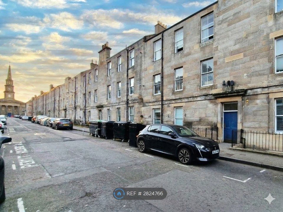 Property photo 2 of 8