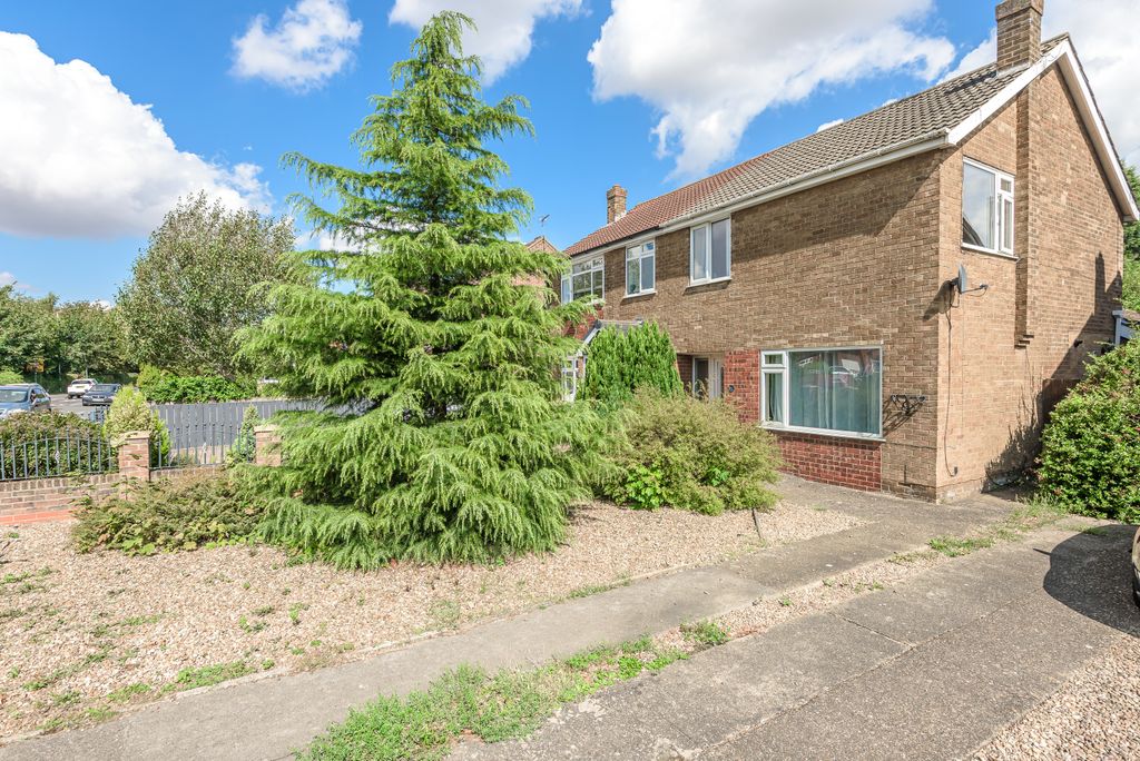 Property photo 1 of 20