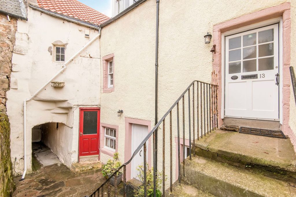 Property photo 1 of 23