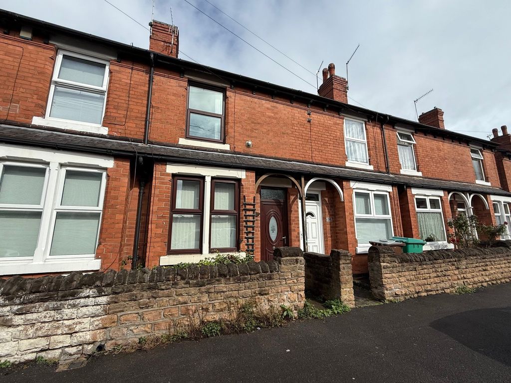 Property photo 1 of 17