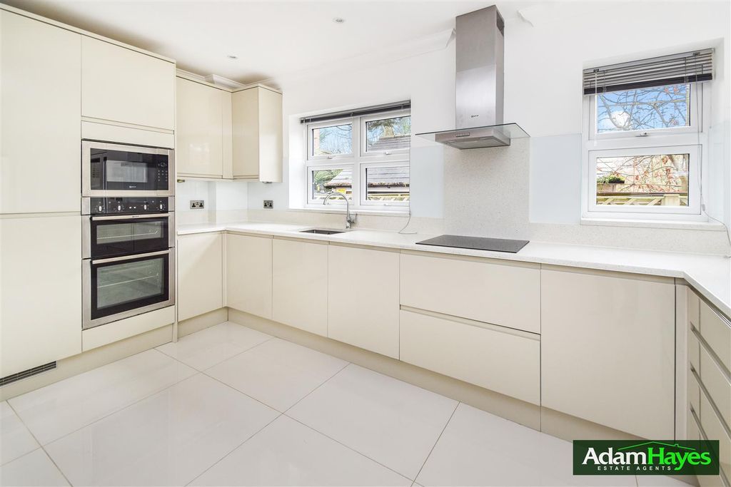 Property photo 2 of 17 Dsc_0077.Jpg