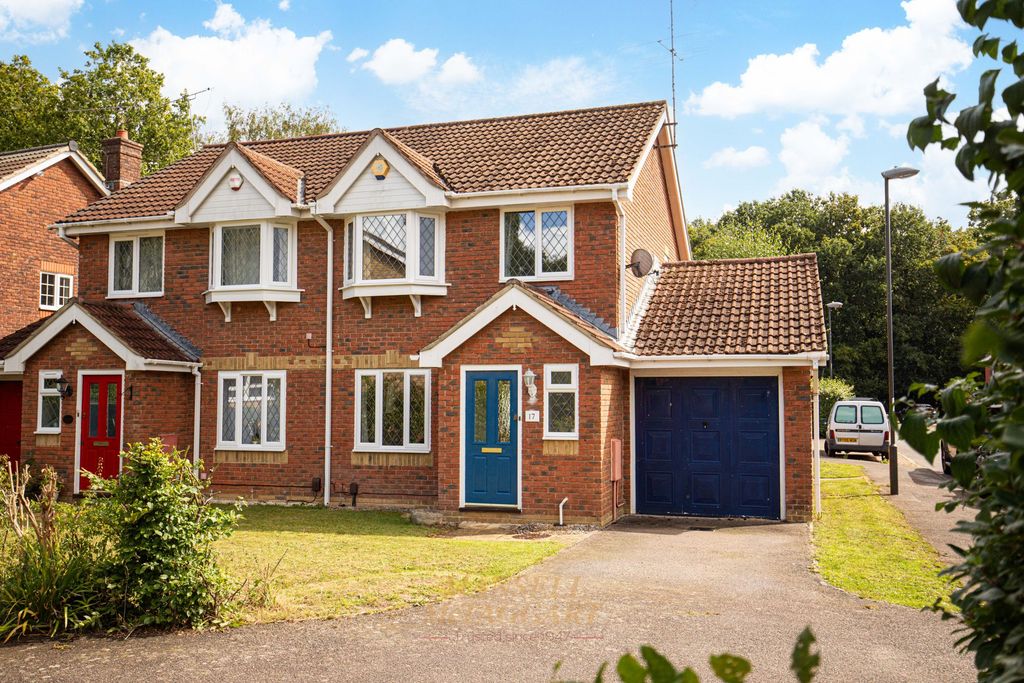 Property photo 1 of 21
