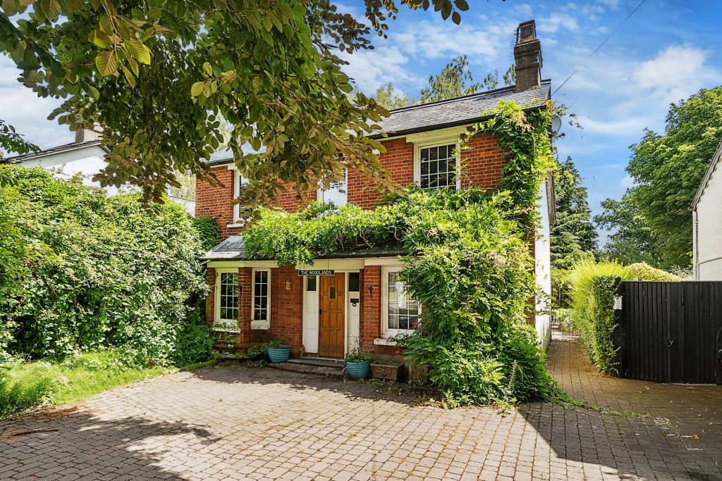 Property photo 1 of 16