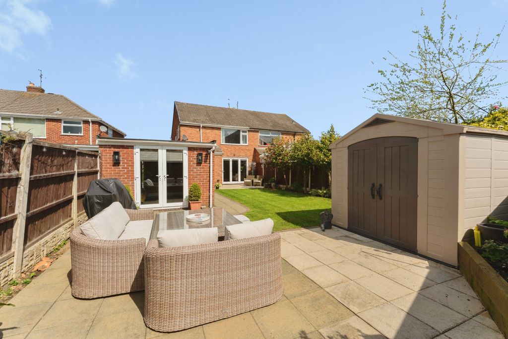 Property photo 2 of 15