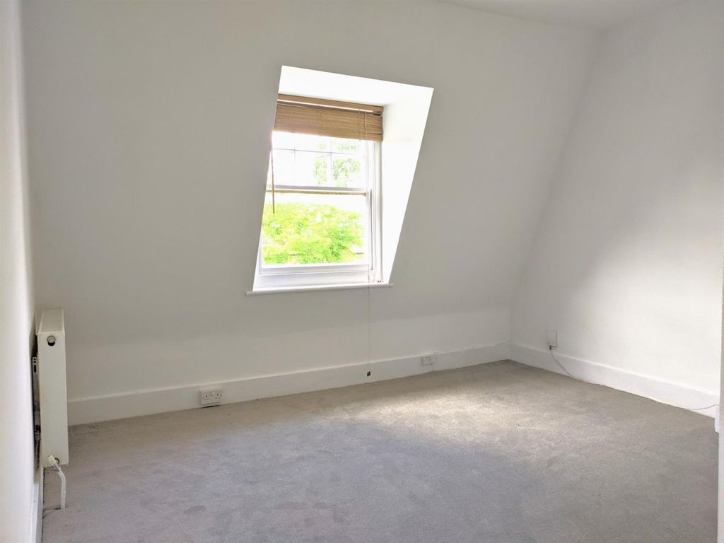 Property photo 3 of 7 Pxl_20210623_145113363.Jpg