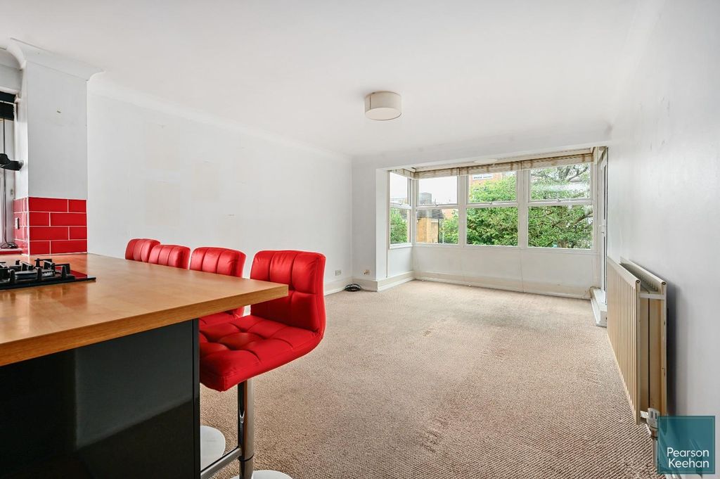 Property photo 2 of 19 21 Copthorne Court, 44 The Drive, Bn3 (4).Jpg