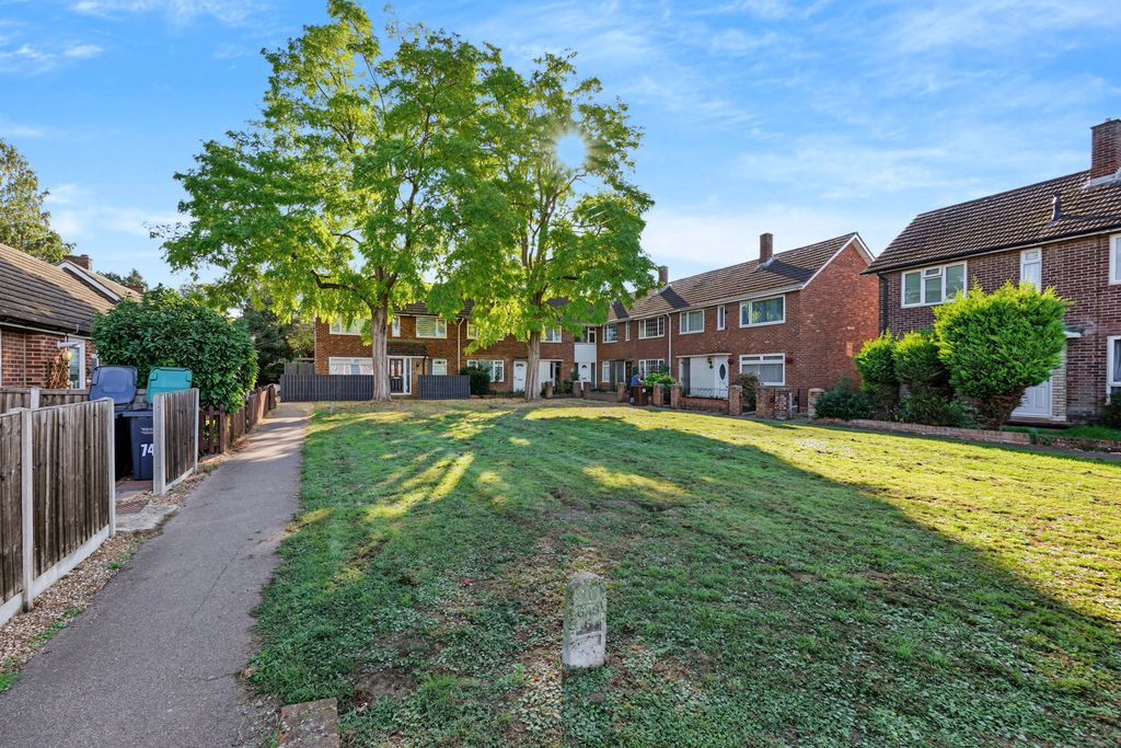 Property photo 1 of 43