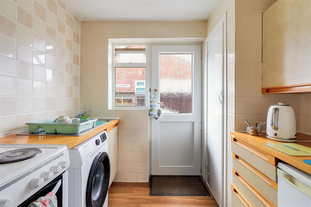 Property photo 3 of 16 Img (3).Jpg