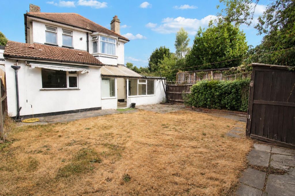 Property photo 3 of 22