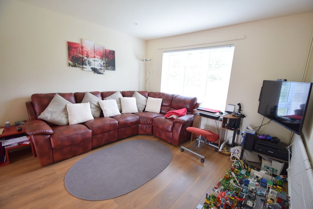 Property photo 2 of 9 Picture No. 07