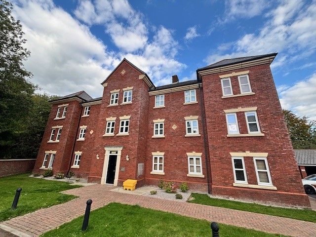 Property photo 1 of 7 External