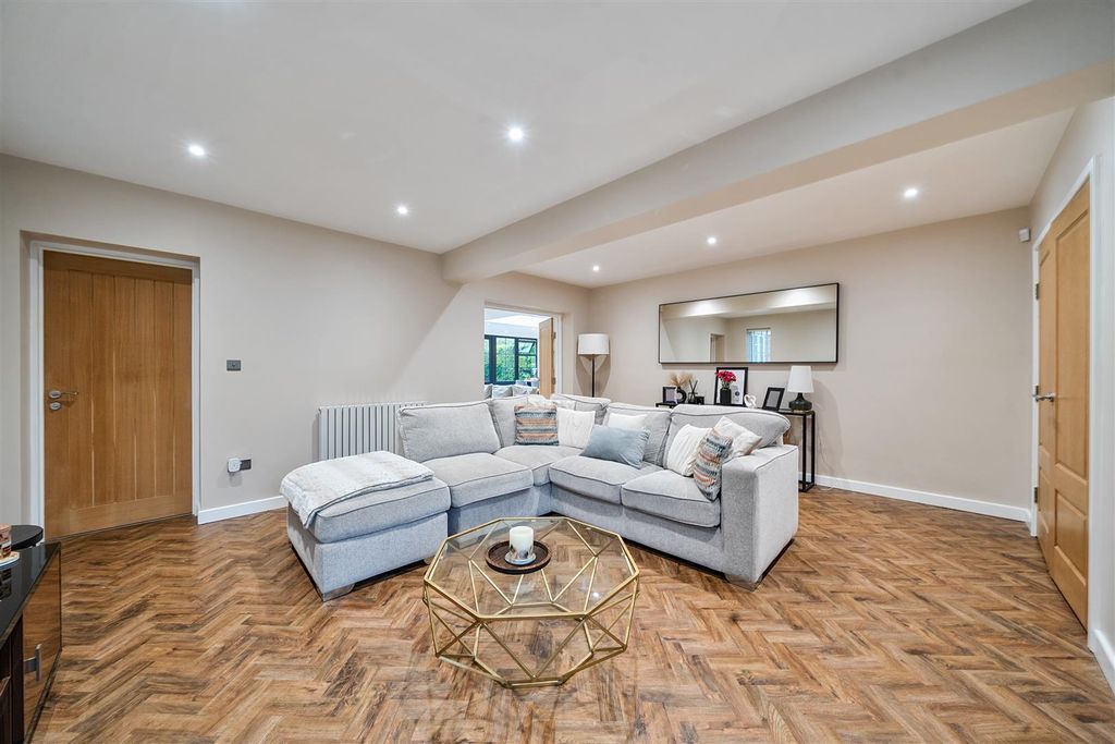 Additional image 7 of 6 bed detached house for saleOutwood Lane, Chipstead, Coulsdon CR5