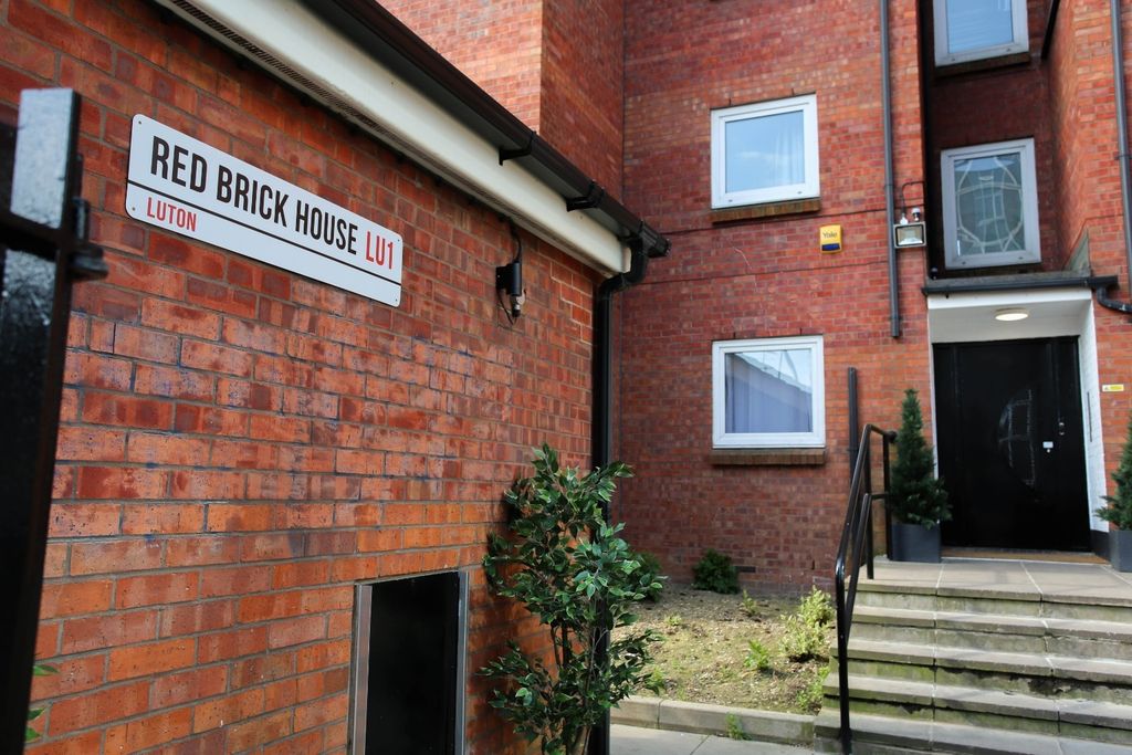 Property photo 1 of 11 5153140