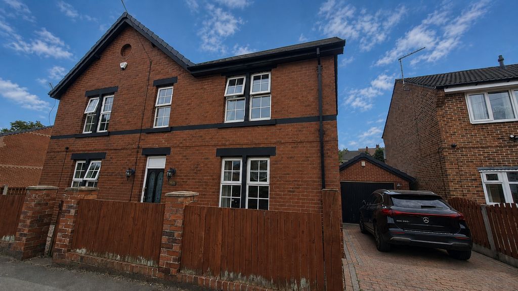 Property photo 1 of 26 Picture No. 11