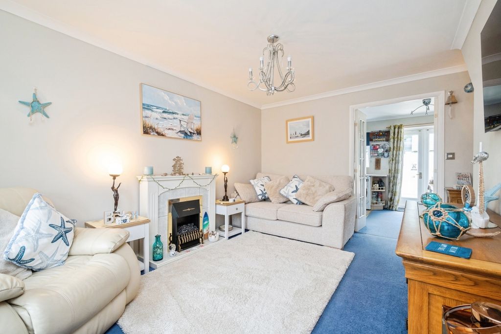 Property photo 2 of 18 Pbox-Img.Jpg
