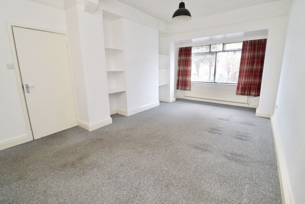 Property photo 3 of 19 Img_4606