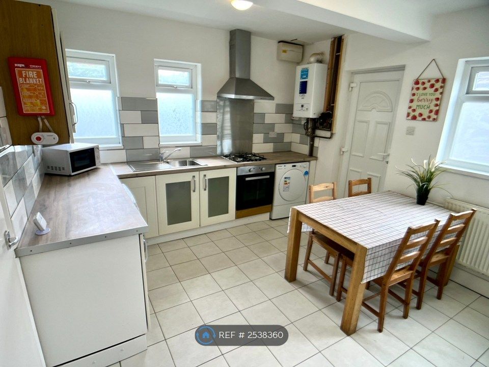 Property photo 2 of 7 Open Kitchen