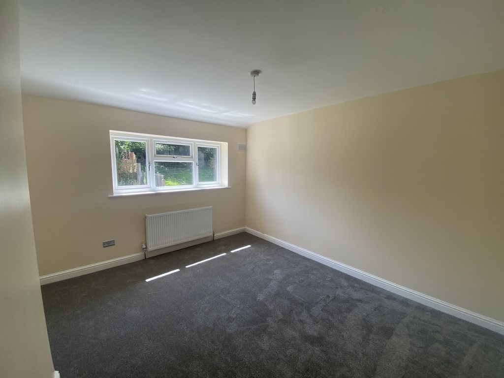 Property photo 3 of 12 Img_9788