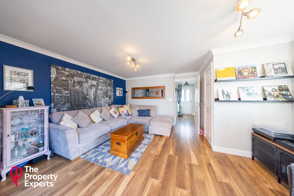 Property photo 3 of 16