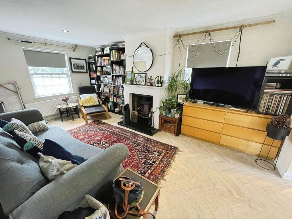 Property photo 2 of 17 5d39Bb8d-5ce581c6-d7F7-4Ae7-A197-9A380019d6ce.Jpeg