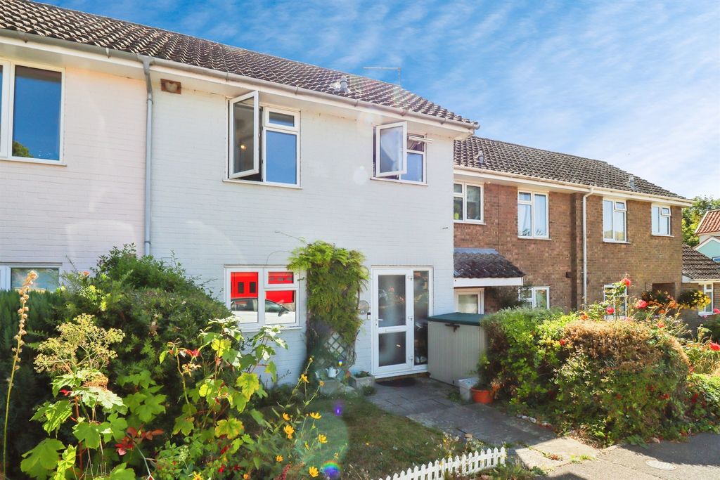 Property photo 1 of 16