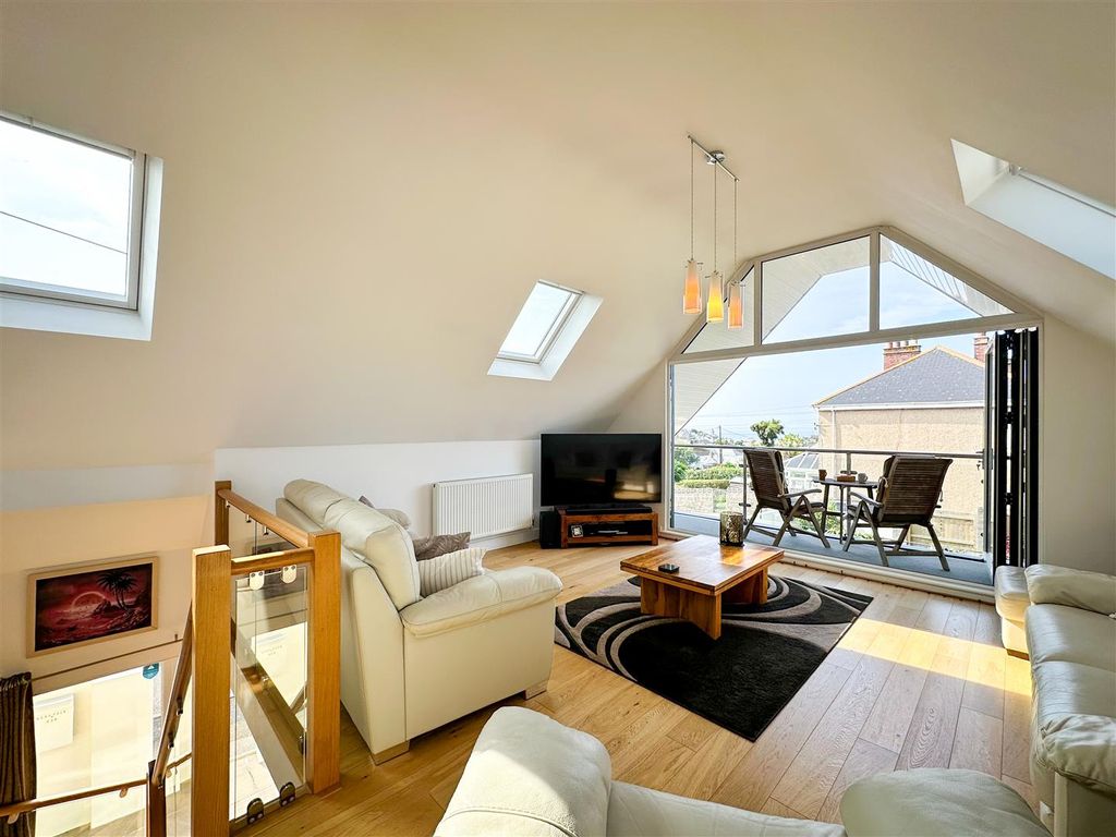 Property photo 2 of 24 Open Plan Living Area