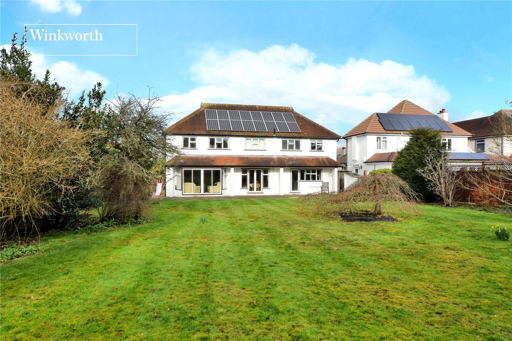 Property photo 2 of 22 Picture No. 11