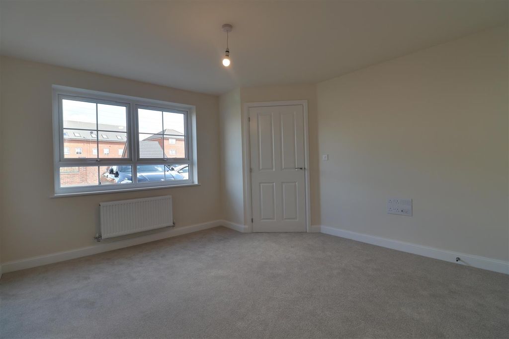 Property photo 3 of 19 Img_3734-Img_3736.Jpg