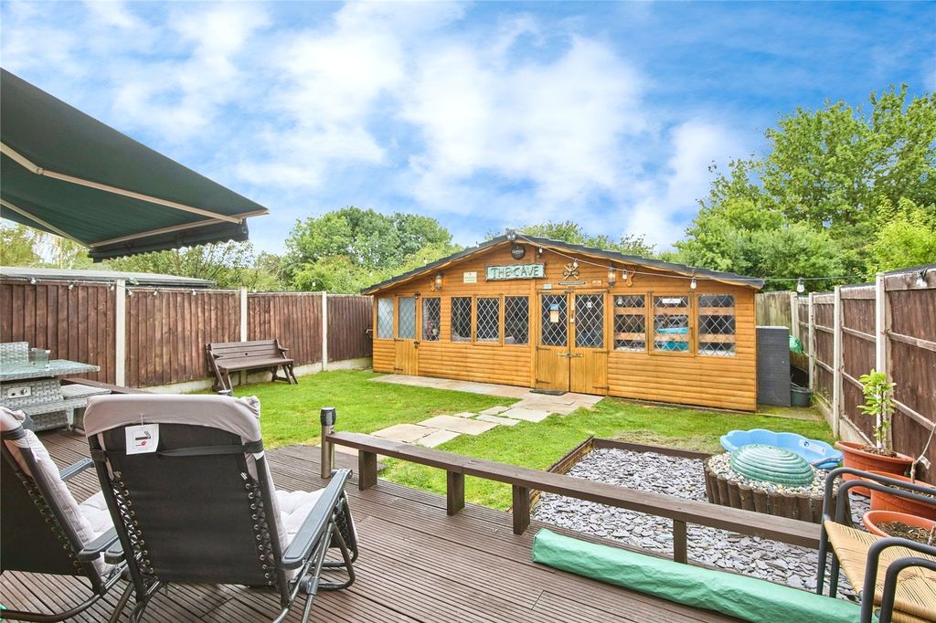 Property photo 3 of 23 Picture No. 19