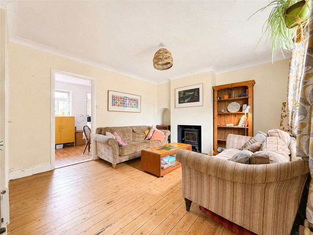 Property photo 2 of 10 Picture No. 13