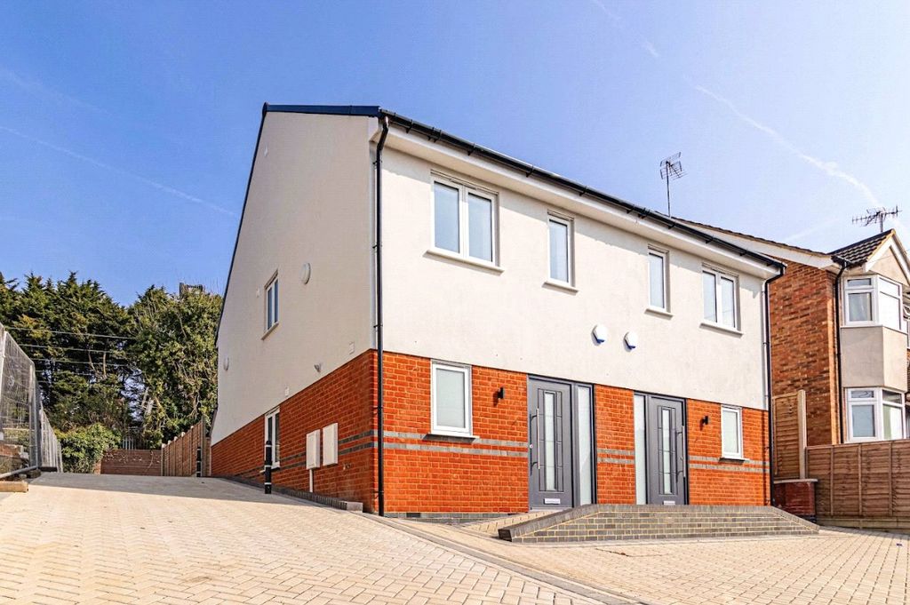 Property photo 1 of 19 Picture No. 63