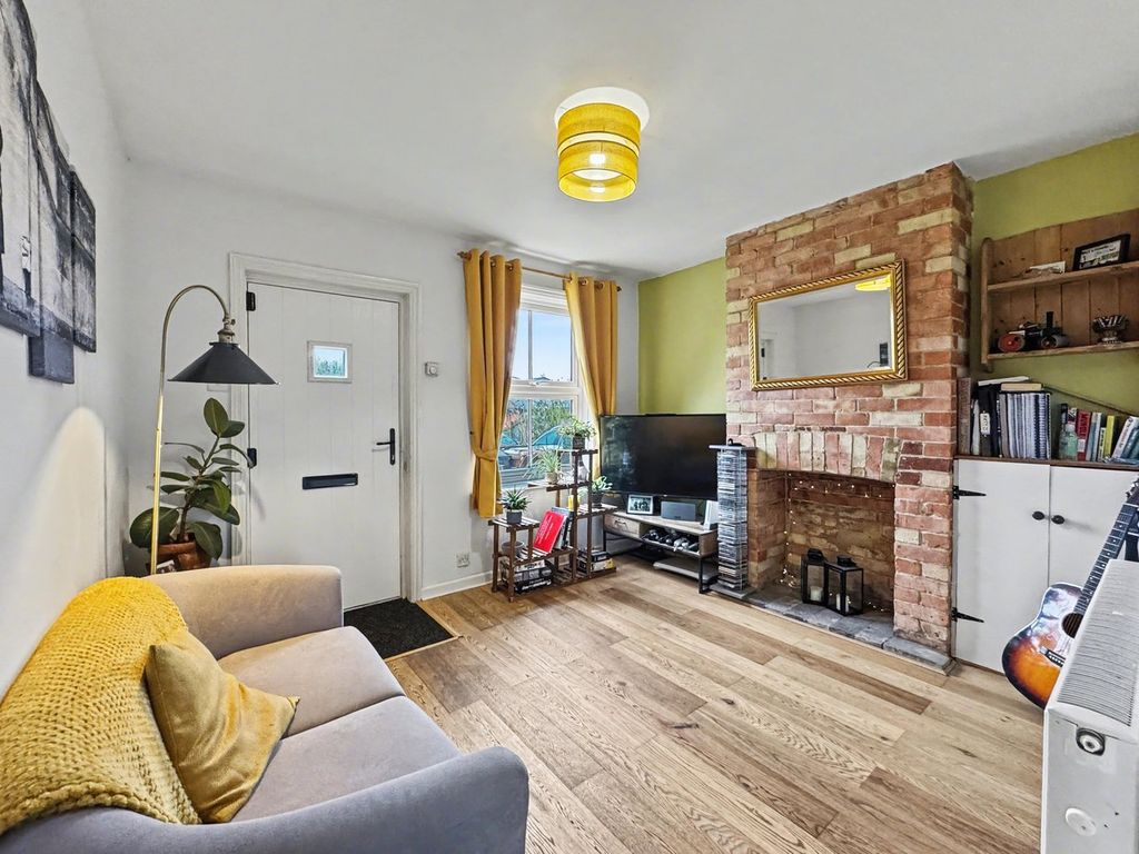 Property photo 2 of 24