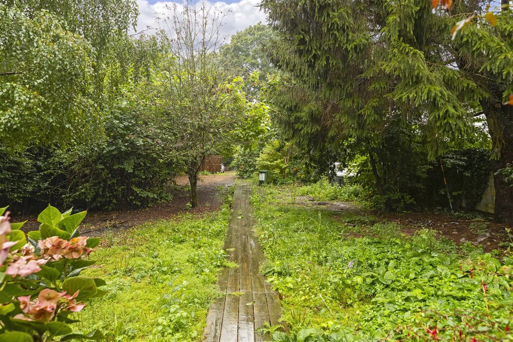 Property photo 3 of 25 Weaversden_18.Jpg