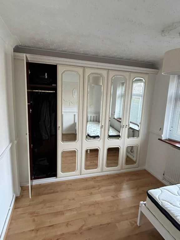 Property photo 1 of 3