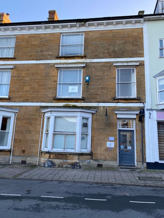 Property photo 1 of 1