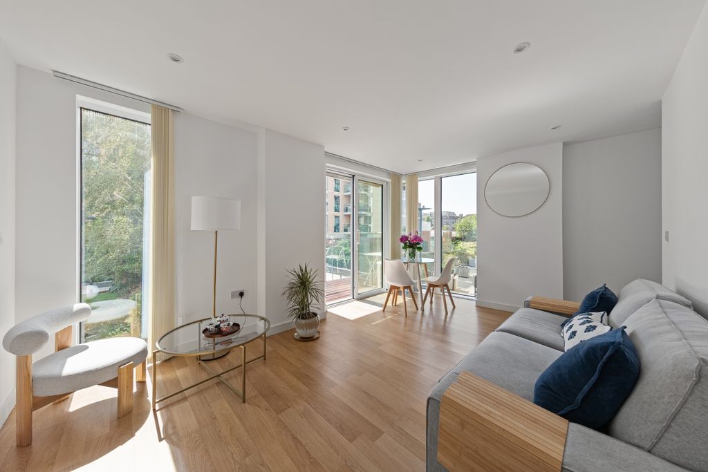 Property photo 1 of 9 094A4193