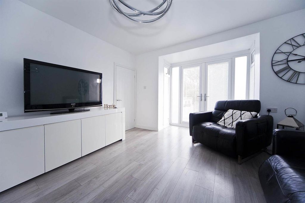 Property photo 3 of 15 Img_8311.Jpg