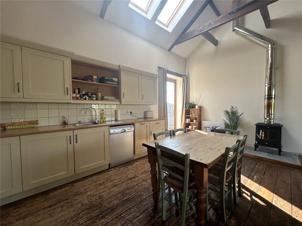 Property photo 2 of 14 Picture No. 03