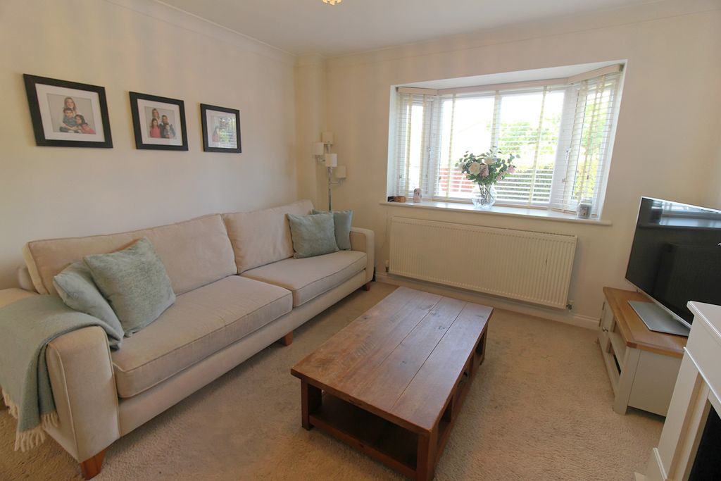 Property photo 3 of 24 Img_4438_Dxo