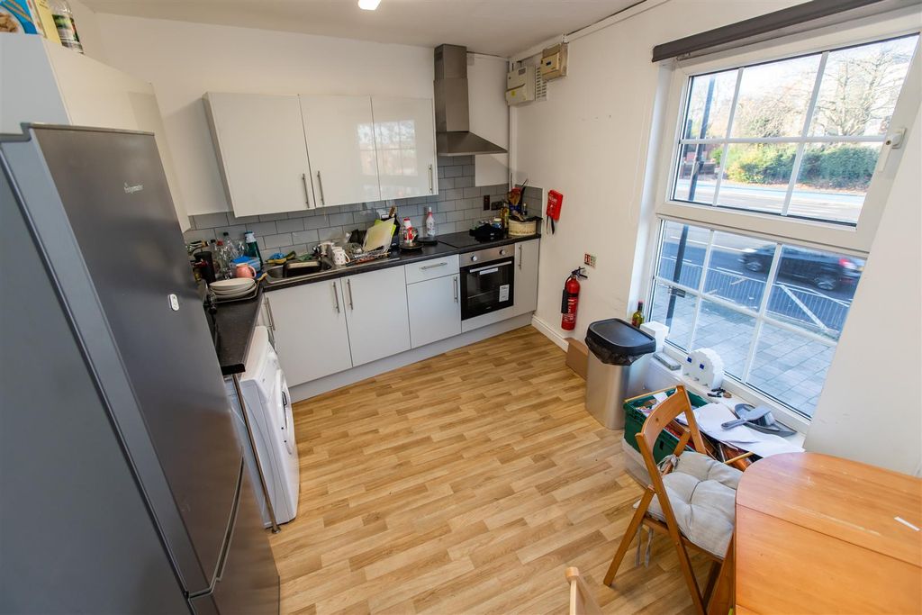 Property photo 3 of 20 Img_8097.Jpg