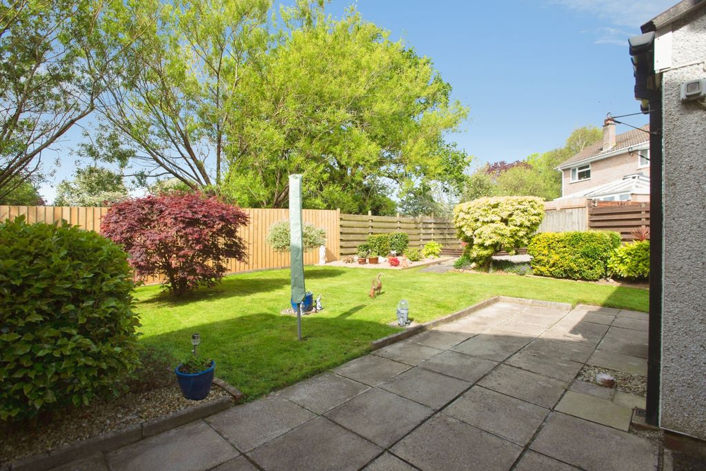 Property photo 3 of 19